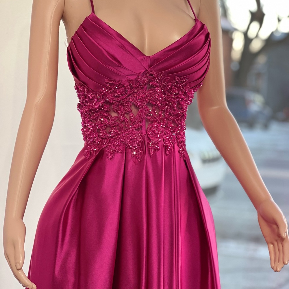 Elegant Magenta Evening Gown